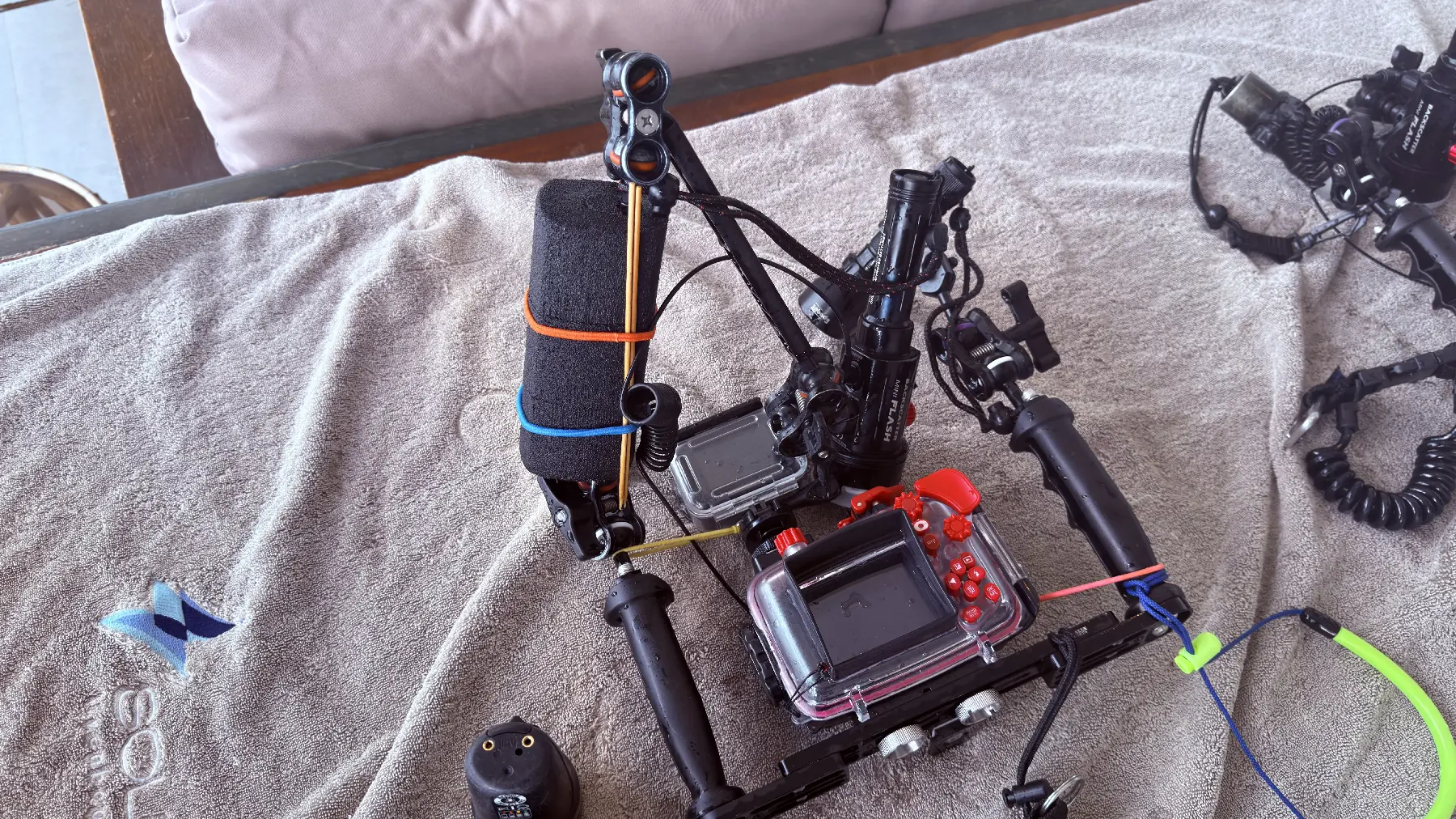 Olympus TG-7 underwater camera setup with Backscatter Mini Flash 2